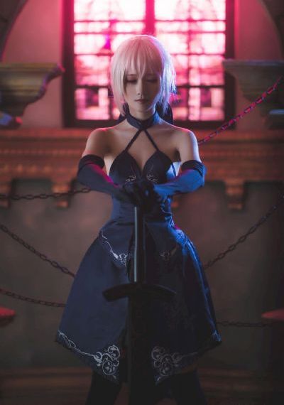 美女光屁屁露全身