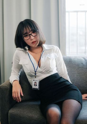 方子传未删减咬奶片段